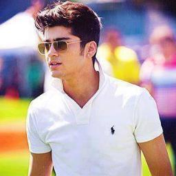 same distance, you have the gift of making me happy! @zaynmalik