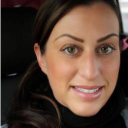 Wife, mom, blogger, wine lover and oh I like to share my favorite things and favorite things to do.