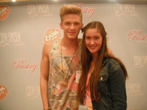 I fell in love with an Australian Super Beach Kid...Cody Robert Simpson. Good vibes only.Gold Coasts Finest ღ Cody Simpson since 2010.
