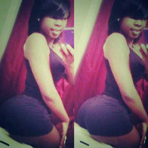 #Taken , #Laidback ,. # Coo .. Follow Me !! Idgaf What A Bitcch / Niggaa Gotaa Say Bout Mee Cuzz Imaa Still Shinee BITCH . : ) .... Mwaaauhhhhhh ! $$$
o9.O6.13