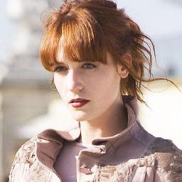 i try to mantain a healthy dose of daydreaming, to remain sane. -florence welch