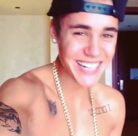 (Boybelieber) .Weak ass club. - Justin bieber ( belieber sense 2009 ) WE GO HARD.
