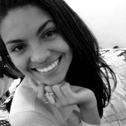 Namorada do lindo @Giowvanni e doppelgänger da @Rhay_Sandy .