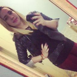 Tô me afastando de tudo q me atrasa me engana me retém.Fui ser feliz e não Volto !


http://t.co/UhLSFSfq