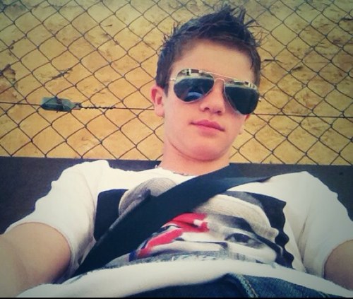 AlstadtJulien's profile picture. Bientôt le scooter, j'ai hâte!