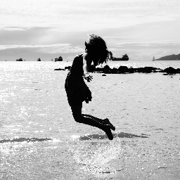 DianaLzm's profile picture. Bitch please, Imma free elf. @jhutch1992 I LOVE YOU