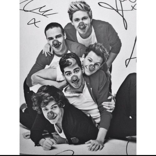 You just got a free follow!!! Can you please follow @louiscarrotgirI for me!!