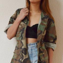 c0cainech0ke's profile picture. being weird is better than being boring oh