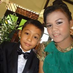 SUKSES UN 2013