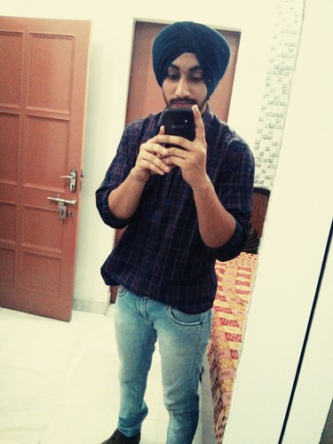 18 -- Punjabi -- Love Metal and electro -- Gymaholic --Follow u back