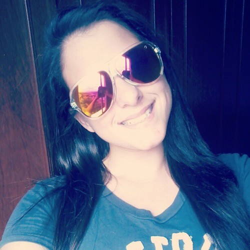 E quem perdeu que chore, eu vou atrás de ser feliz! ♪' *_______* Aponta pra FÉ e rema... ;)
