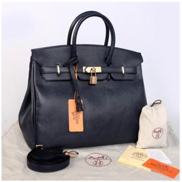 menjual berbagai macam tas branded dengan kualitas semi super hingga kualitas premium. pin 2967DAA4 /  2316D6CD