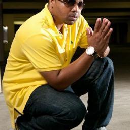 SantaAnaSlick's profile picture. ACTOR/RAPPER/BUSINESS MAN/PROMOTIONS EXPERT/MONEY MANAGEMENT DUFFLE BAG VIDEO https://t.co/azGrmKX6hn” For booking hit me up SantaAnaSlick@gm