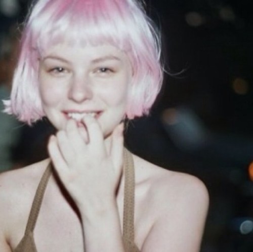 eyeballwoman's profile picture. ♡