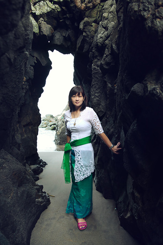 super woman yang hobinya mengkhayal