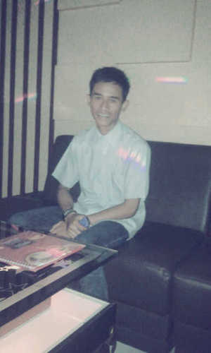 didin_zildjian's profile picture. ♫ ♫ ♫™ Everywhere...Hitting Drum's At @ShockTherapy12 ™Tungkal melodic ♫ ♫ ♫