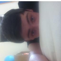 13 year old youtuber :D     youtube :http://t.co/8HVLCfSS3L