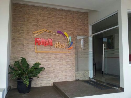 PondokmasCrb's profile picture. Pondok Mas 
Terima Kost Harian dan Bulanan. Dekat Pusat Kota.                                  Hubungi telp :(0231) 8336699 hp 0819 470 44 208