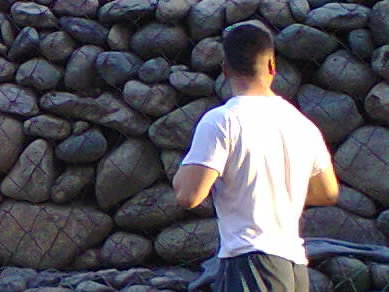 yasnain's profile picture. No one is perfect... that's why pencils have erasers. .so I am no one