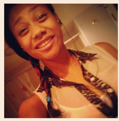 Kinda new to twitter ! Lol
Follow me ! I'm funny,weird and real asf !
#Team Aquarius ALLL THE WAAAAY