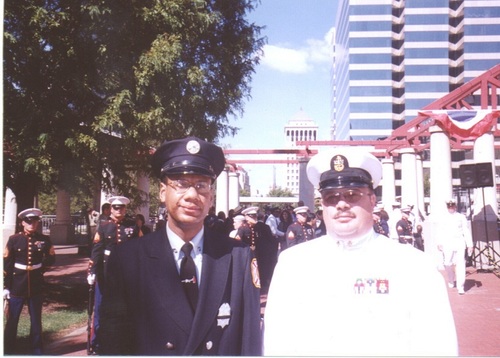 Im in the blue suit. One of the best jobs to have. Now an IT guy. Never forget those who died in the line of duty!