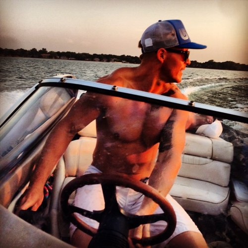 RobbieDublin's profile picture. Dubai by way of King City & Windsor ON. Original Dennison St. Regulator. Subscribe to my YouTube Channel!