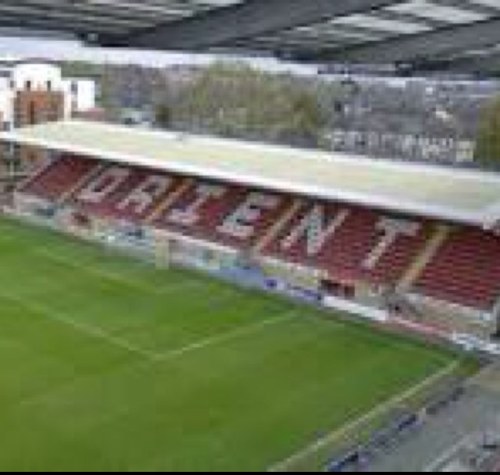 Fans of leyton orient, bringing gossip and banter from the matchroom stadiums south stand. #12thman #standupfortheorient #makesomenoise