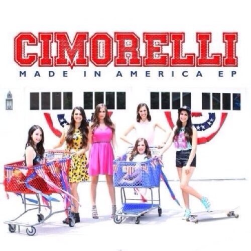 Hello #Cimfam! im lucy i have another account @AmandaHCrazy and 4/6 cimorelli's follow me on that account. I LOVE CIMORELLI!
