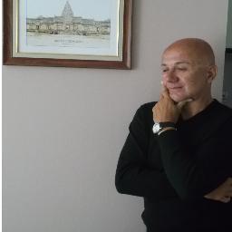 reticenza mi impongo ... e antipatie per le persone che misurano la vita con Selfie e Like, in un mondo pieno di Involucri di Letame.