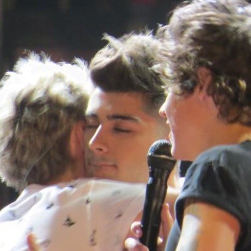 My 1D Twitter. Larry. Personal: @PJMonaco