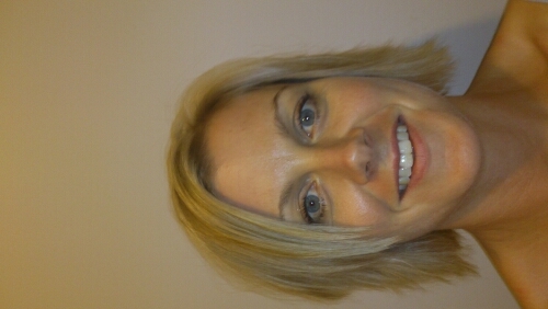Mum of two, wife, love to cook and live a healthy lifestyle, surf the web and a professional passion for all things marketing
