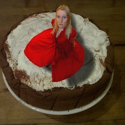 Artist, lecturer, cake baker & sometimes domestic goddess.   Researching performance, food, femininity & popular culture.