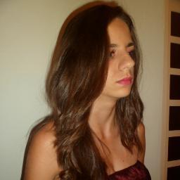 amo gossip girl - a garota do blog e one trhee hill....................