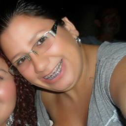 Nσmє: Mariana Passos da Costa Dias, Idαdє:22, Alturα: 1,65, Musica: Morron 5 – She will be loved,  Filhos: Não, Um Momento: A dois ♥'