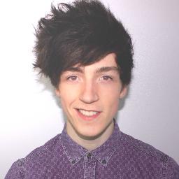 UK Singer songwriter. One man band. Have a listen! http://t.co/GxMtuoniqG