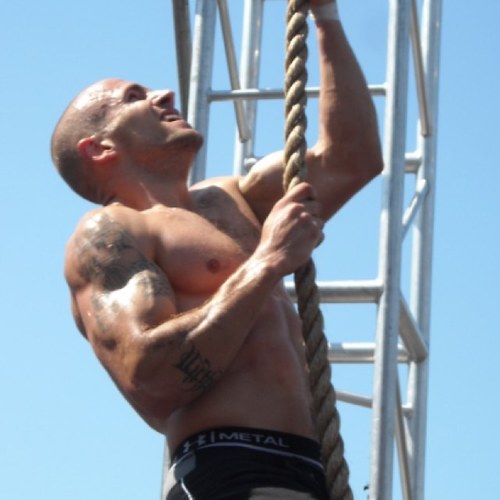 Official twitter page of Cross-fit