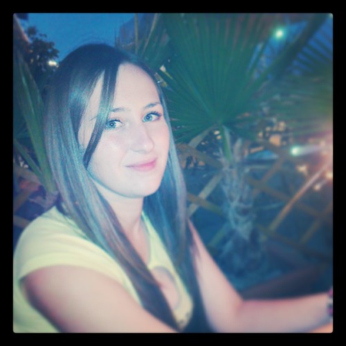 Melissa91xo's profile picture. Live.Laugh.Love ♡. Follow me.. I follow back! εïз