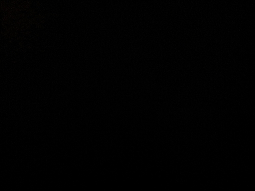 الاسهم تلاشت ومالها اثر كل شي زاد سعره الا البشر والدنيا تزيد من منجرف لمنحدر وقم صل لله ركعتين قبل السحر