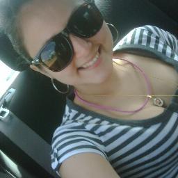 _LindaLau_'s profile picture. Amante de los animales, de humor muy cambiante, pacifica..