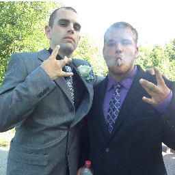 Olds college
Cannabis horticulture
26 and still trying to figure it out
Prof pic is 10 years old deal with
I mostly tweet about ufc