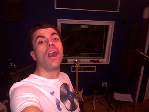 mencaregio's profile picture. Nacque, visse e si contraddisse.