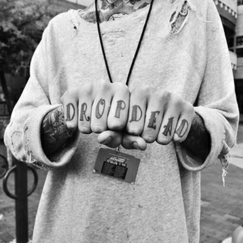 ariyanda4's profile picture. simple and anti matrialistis