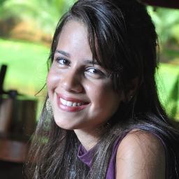 Não consigo ser discreta, falo alto, dou risada de tudo. Sou sincera, simpática, alegre, sonhadora, meiga :3