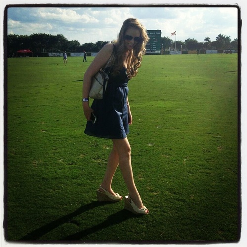 awstabuhga's profile picture. I have the coolest last name in history.