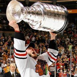 splitfire934's profile picture. Hawks and Habs fan