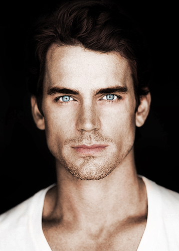 Sam | 20 years old | Owner of the Daily Prophet | Rich Business man | Manipulative | Regretting my past.