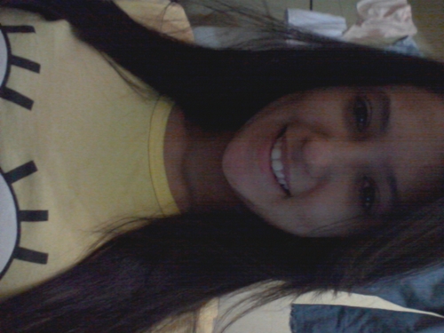 karenmeiireles's profile picture. quem sou eu: Eu sou eu,e nao o q dizem,! vcês riiem de mim por eu ser diferente , e eu rio de vcês por serem todos iguais ;) me segue que eu te sigo :D