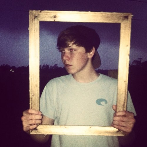 dcdrew2's profile picture. FUCK YO SHIT.