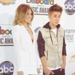 Hi:) i love Justin Bieber and Miley cyrus3