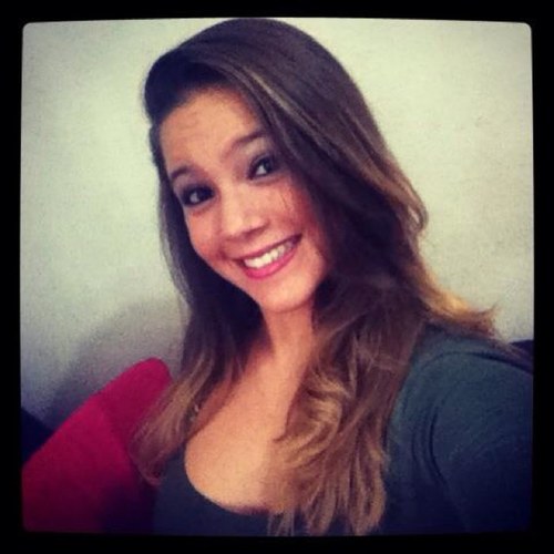 busque em cada amanhecer da sua vida um novo jeito de sorrir . só do @_Gianzin lindo *-* rs  ;   melhor amigo @mgaarcias s2